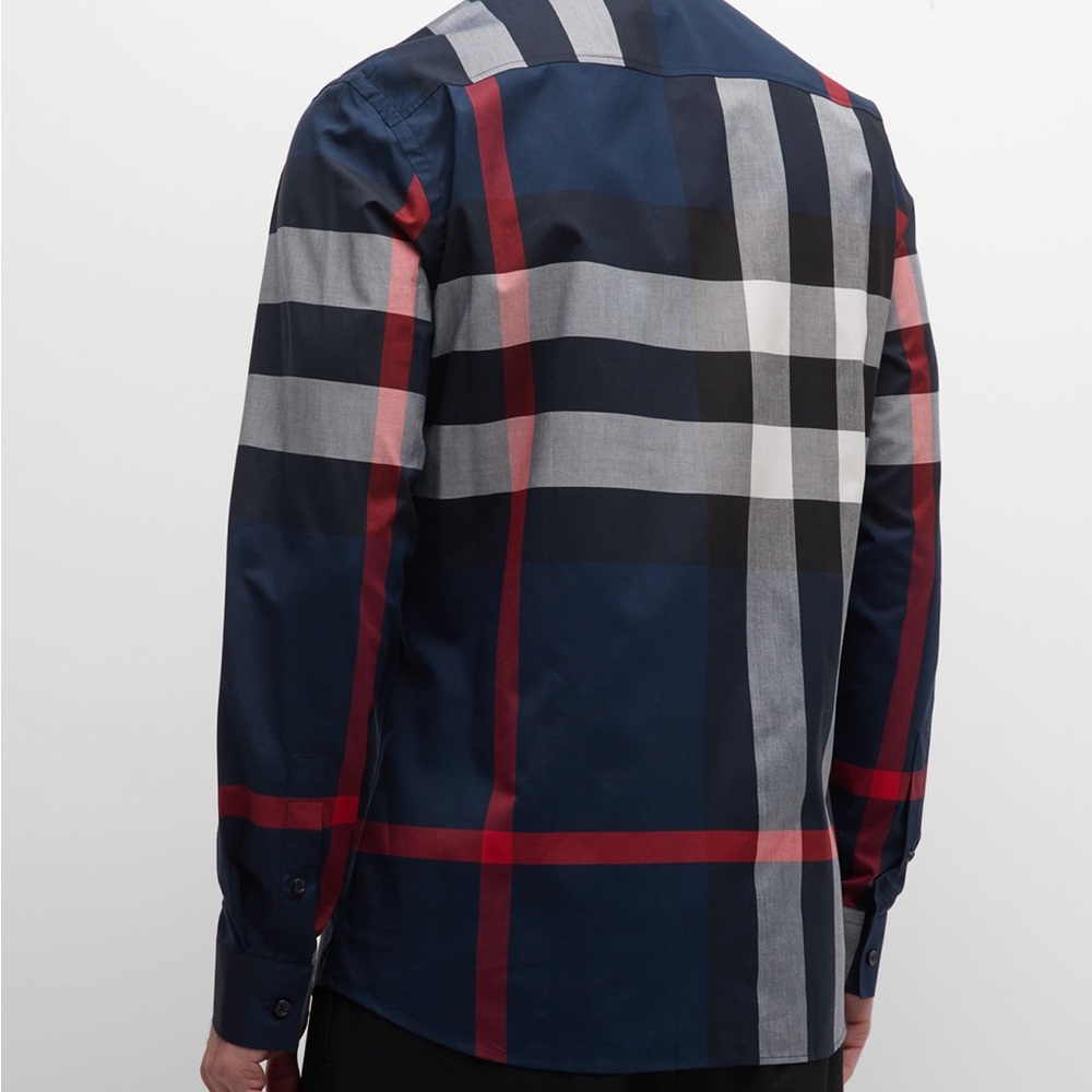 Burberry Button Up ๐๐๐งต - Picture 7 of 11